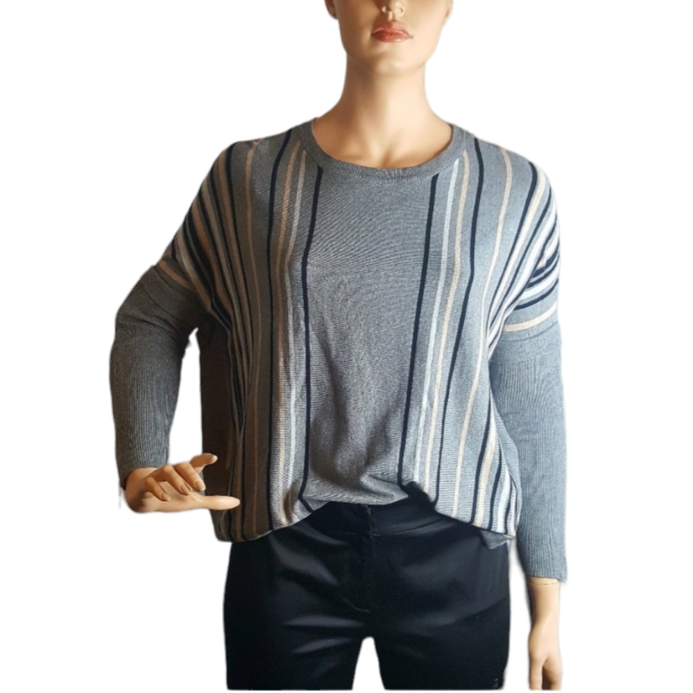 Joseph A gray striped long-sleeve Top size M